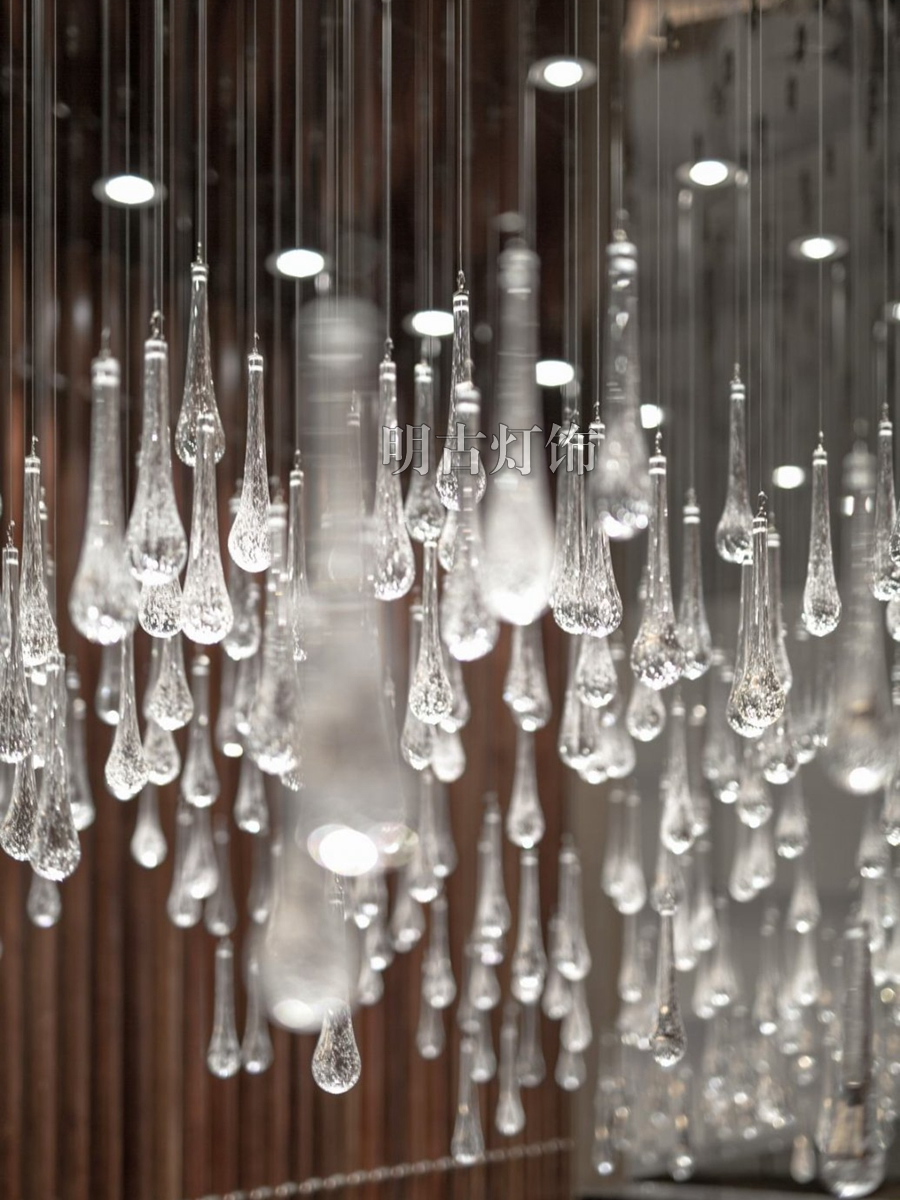 定制一款迷人水滴灯 让你的生活美到极致