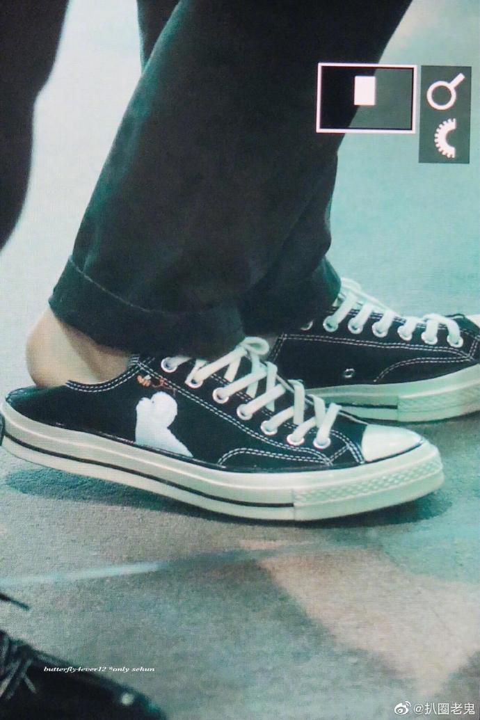 吴世勋果然是vivi狂热饭和vivi有关的周边都要get