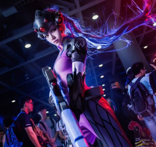 守望先锋黑百合cosplay高挑模特身材