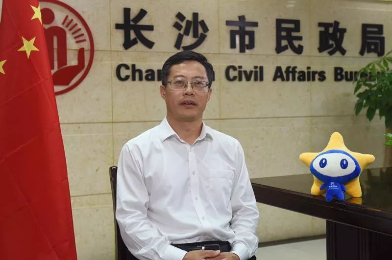 新中国成立70年系列访谈②丨陈昌佳聚焦特困群体解决一老一小民生问题