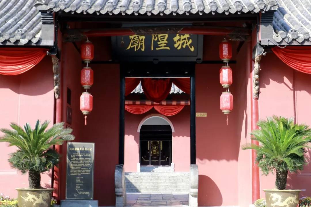 全合肥年味最浓的地方在这里!小时候打滚耍赖都要来!_城隍庙
