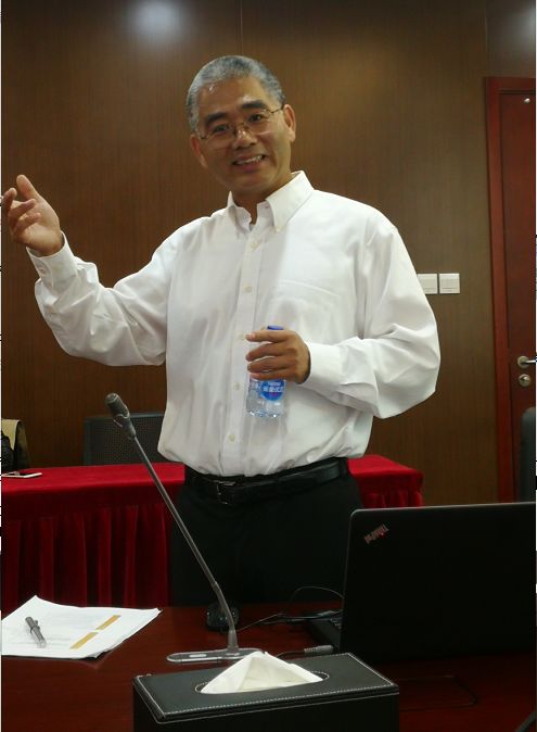 讲座简报佛罗里达国际大学林振国教授中介串谋对房价的影响