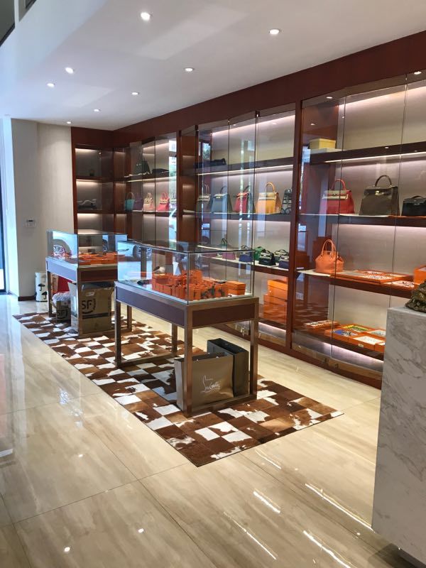 提成 社保 补贴,佛山好工作!禅城奢迷汇皮具店招聘导购员