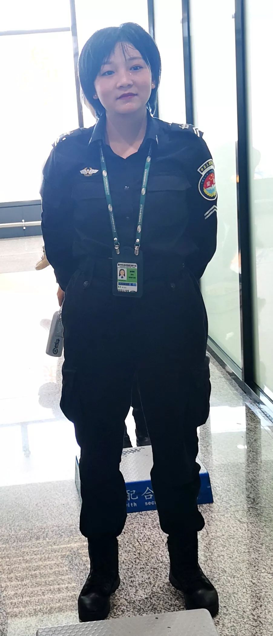 就业学子惠州机场安全检查员曾菁菁