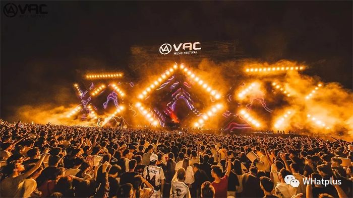 这是武汉本土的电音节ip,dj snake,alan walker,小马丁等超四十组国际