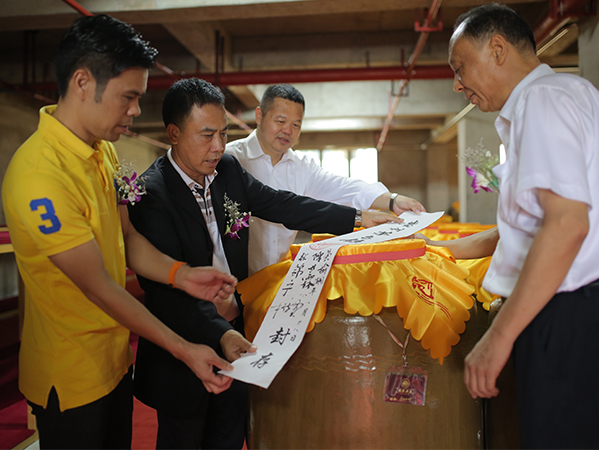 匠心酿得千载醇香,为您揭秘酱香"国熙酒"_茅台镇