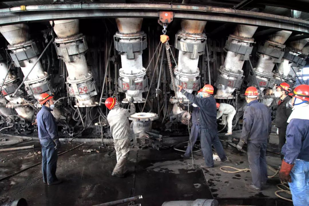炼铁厂烧结车间图片