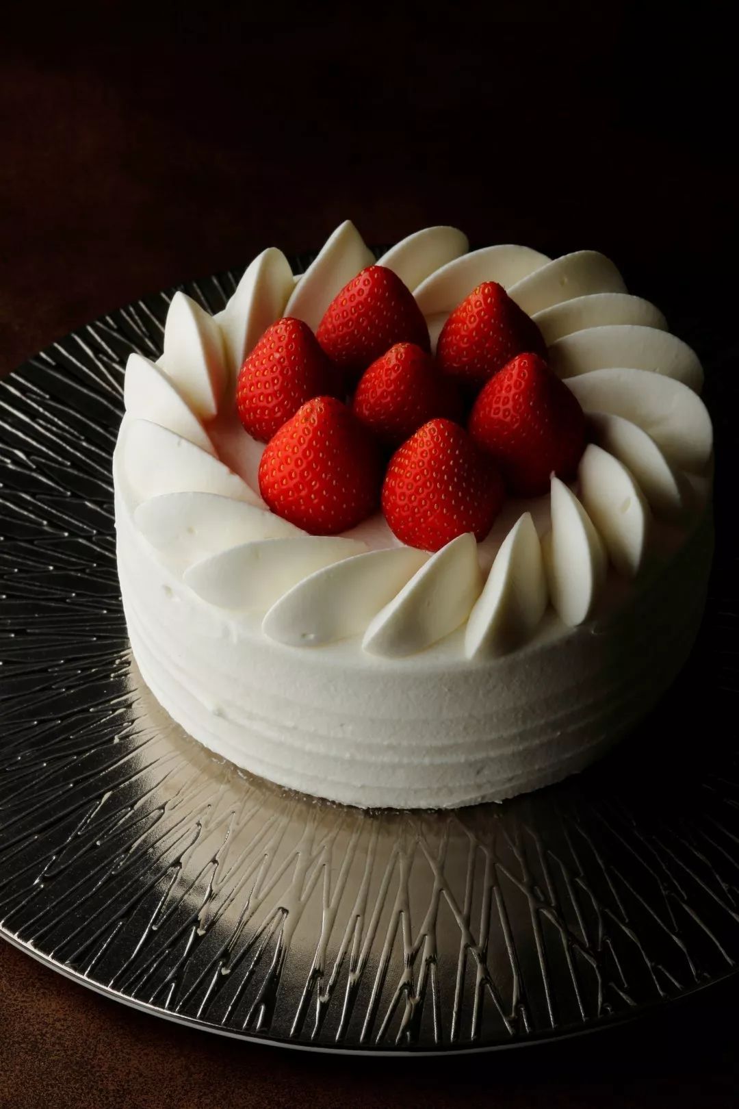 课堂丨冬日必吃草莓蛋糕,少女心满满好甜蜜!_日本