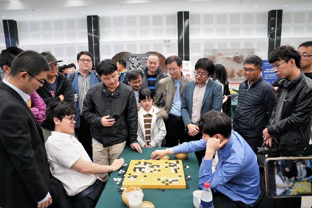 中国职业围棋锦标赛收官 柯洁首夺倡棋杯冠军