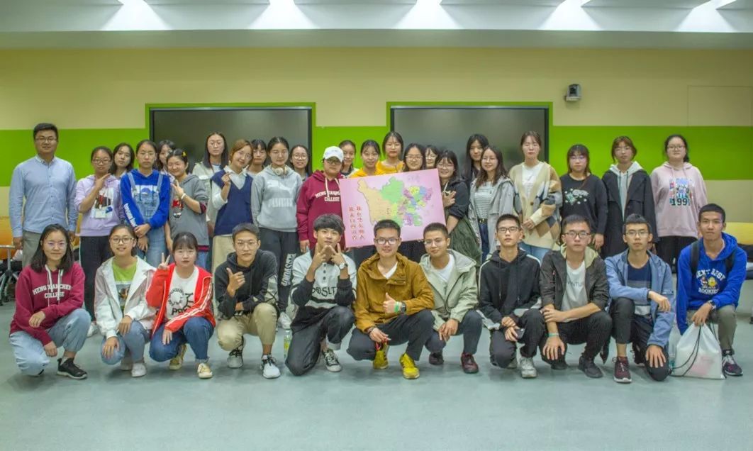 新生座谈会第二期丨川蜀新生相聚校庆之夜