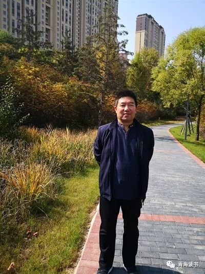 鲁占元,海北州和海晏县作协会员.《祁连文学杂志》特约作家.