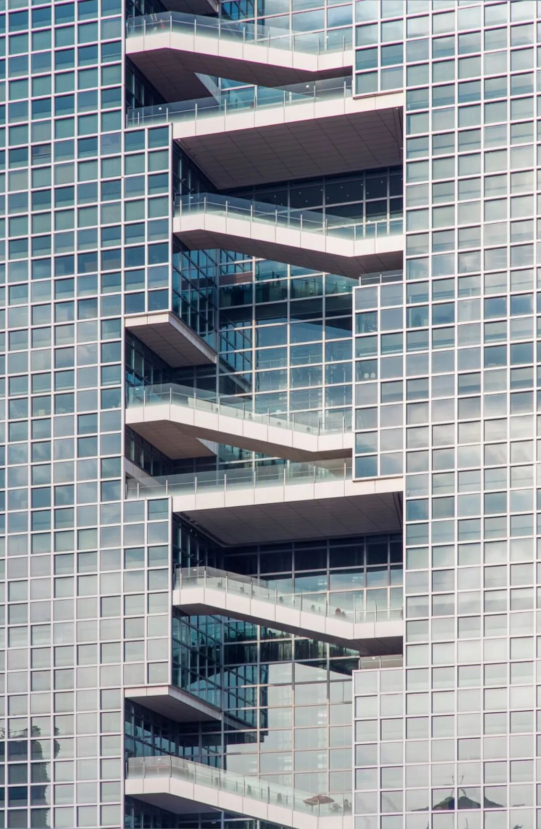 百度全新的办公楼深圳百度国际大厦