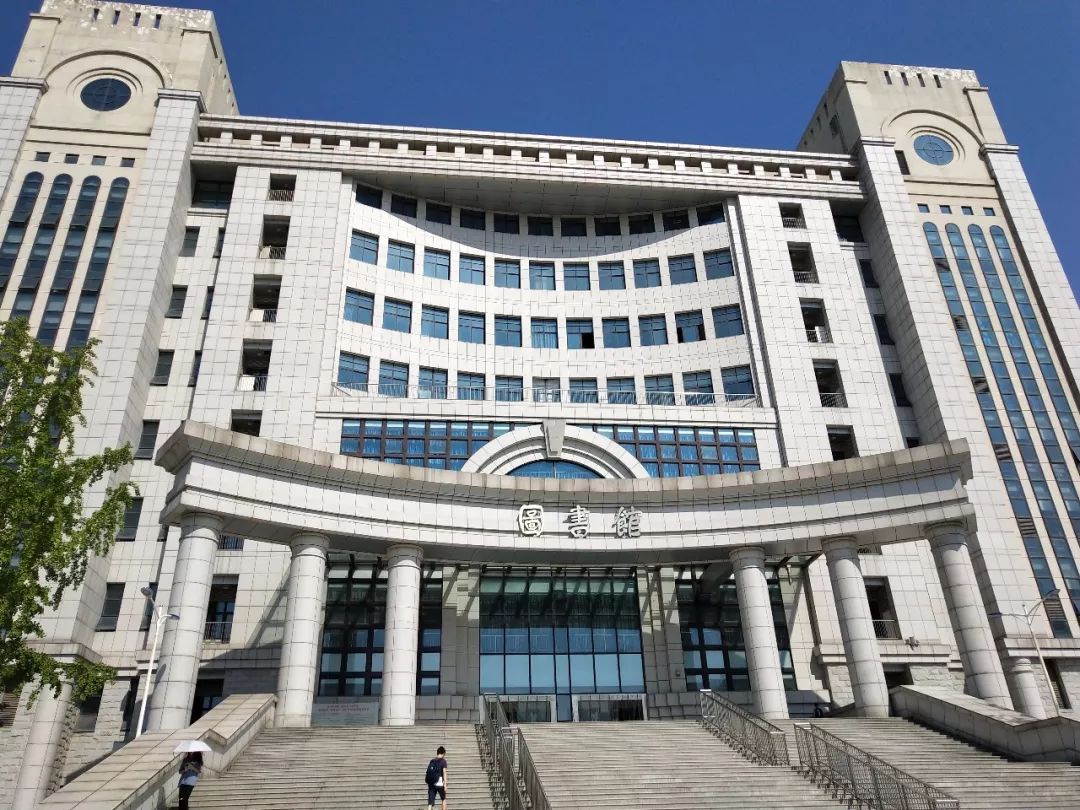 一到秋天美成了画!_安农大