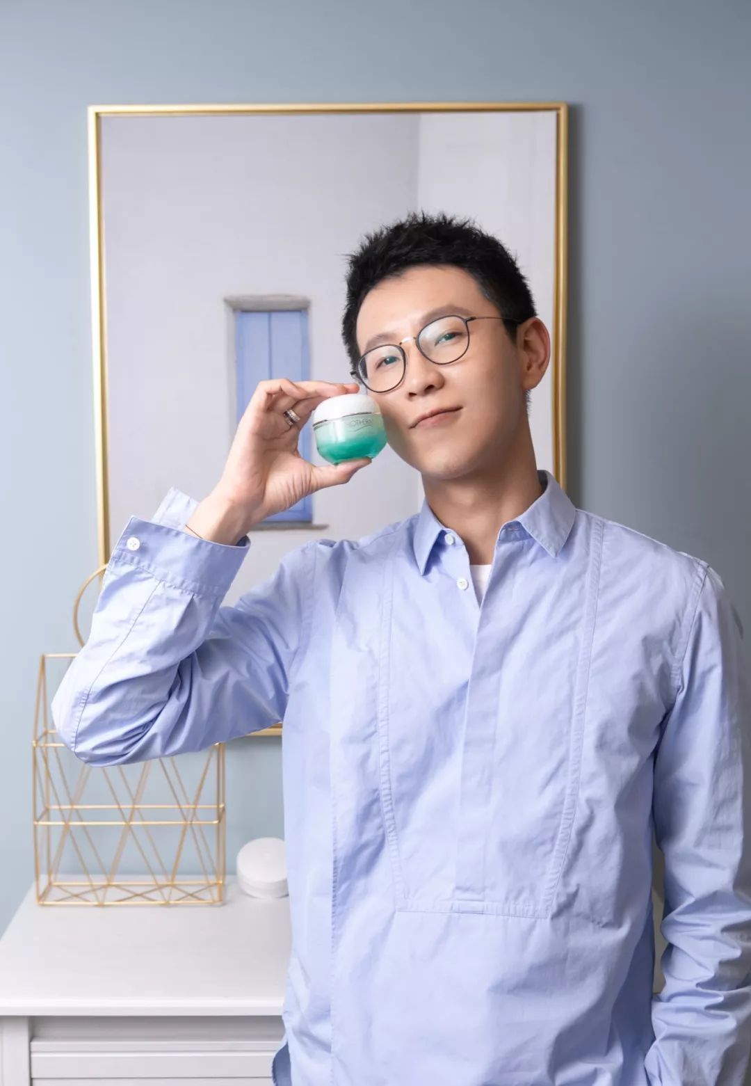 粉丝提问我们那么相爱为什么不能敷同一张面膜