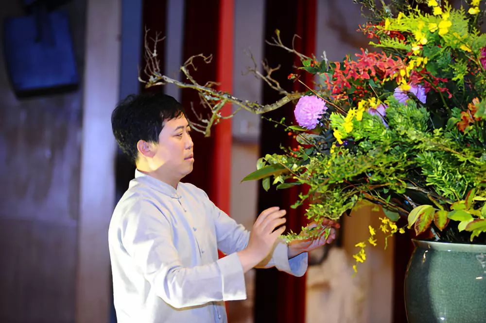 中国传统插花高级插花师,培训师)肖明桂(2019世界花艺大赛首批国家队