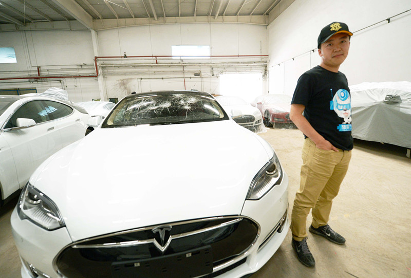 直击中国最任性的土豪真实生活贫穷限制了你的想象