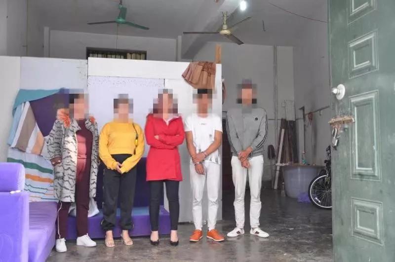 站街招嫖出租房内卖淫窝点24人被抓