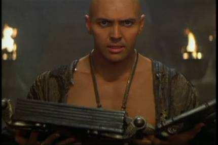 木乃伊伊莫顿为之付出一切的爱情却是安苏娜的爱情陷阱