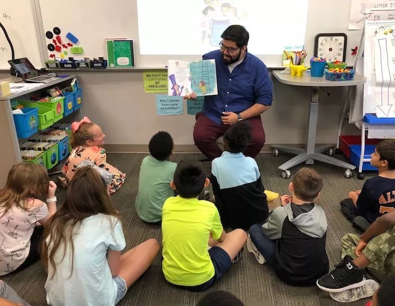 美国小学英语课堂绘本大声朗读教学策略