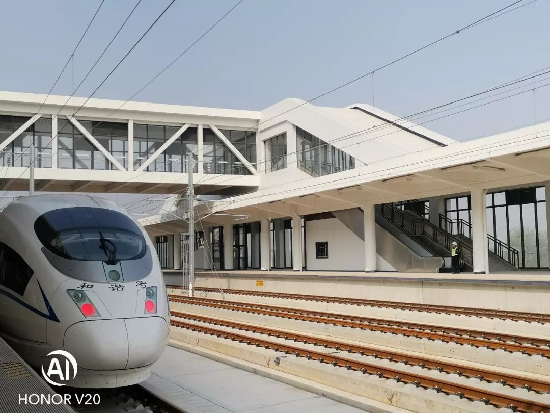 今天g55422号列车抵达亳州一大波震撼视频美图来袭