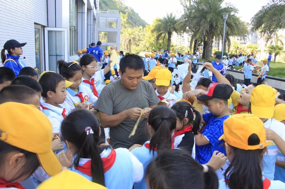 藍之夢小雛鷹愛東區花城娃娃學軍樂研學旅行活動