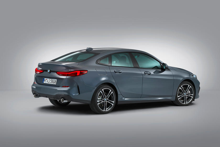 coupe 228i宝马表示,2系gran coupe是"运动型四门轿跑车,无框设计