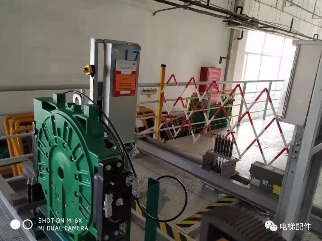 看看这位无机房电梯的创造者,因为无机房通力电梯迅速风靡全球