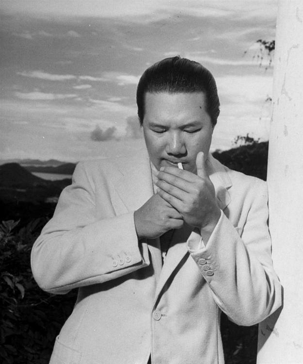 原创越南末代皇帝退位后曾在香港流浪一代帝王身无分文靠女人吃饭