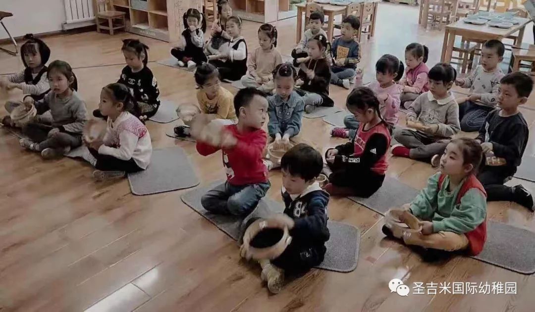 stj圣吉米国际幼稚园艺术的种子在发芽