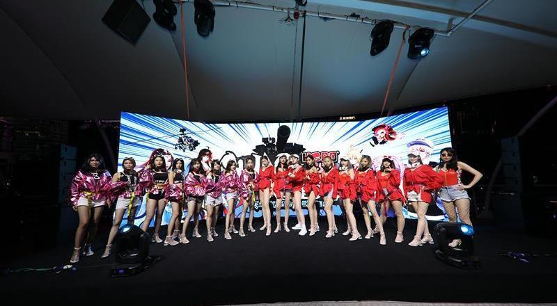 英雄互娱举办chinajoy答谢酒会并公布了8款全新产品