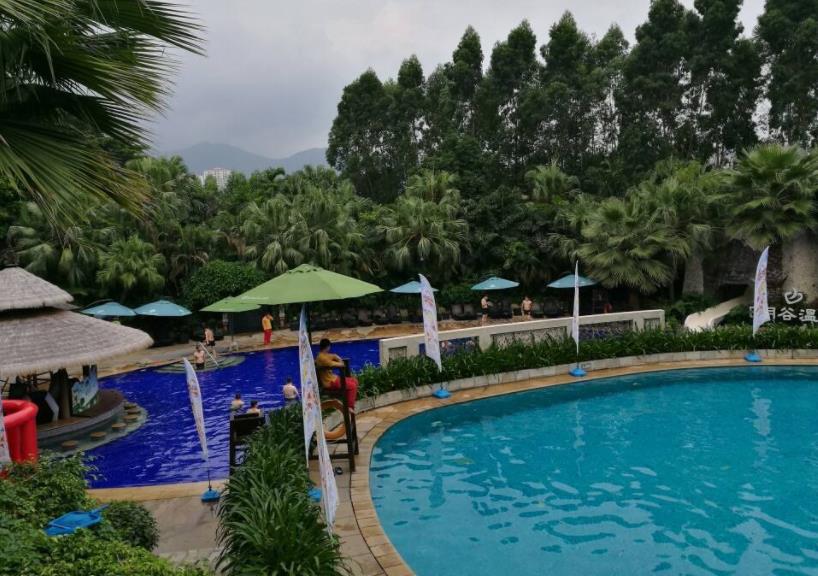 4,金汤湾海水温泉度假村金汤湾海水温泉度假村,位于福建漳州市云霄县