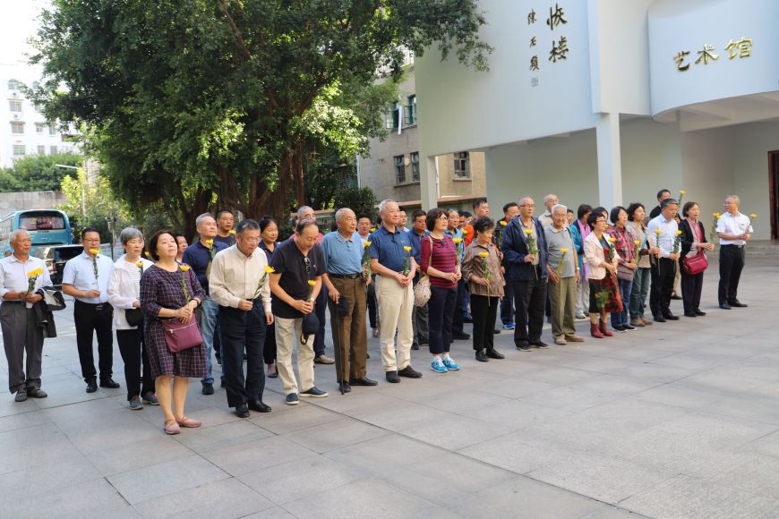 的嘉宾有:陈 松(任远芳),武盛源,罗 箭,邓 运,韦肖毅,黄 晴,俞慈声,周