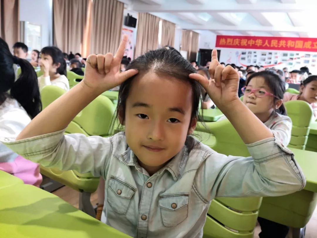 校园新闻探索恐龙世界恐龙公益知识讲座走进汉口路小学