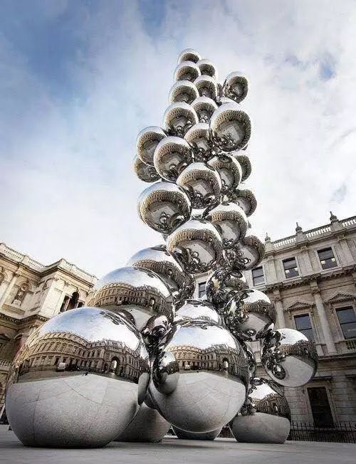 100吨颜料打造的"红色"卡普尔_作品