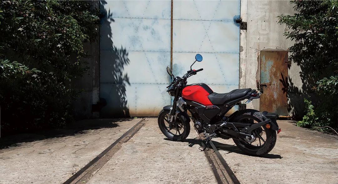 16980元新大洲本田cbf190tr全面开启预售还送头盔哦