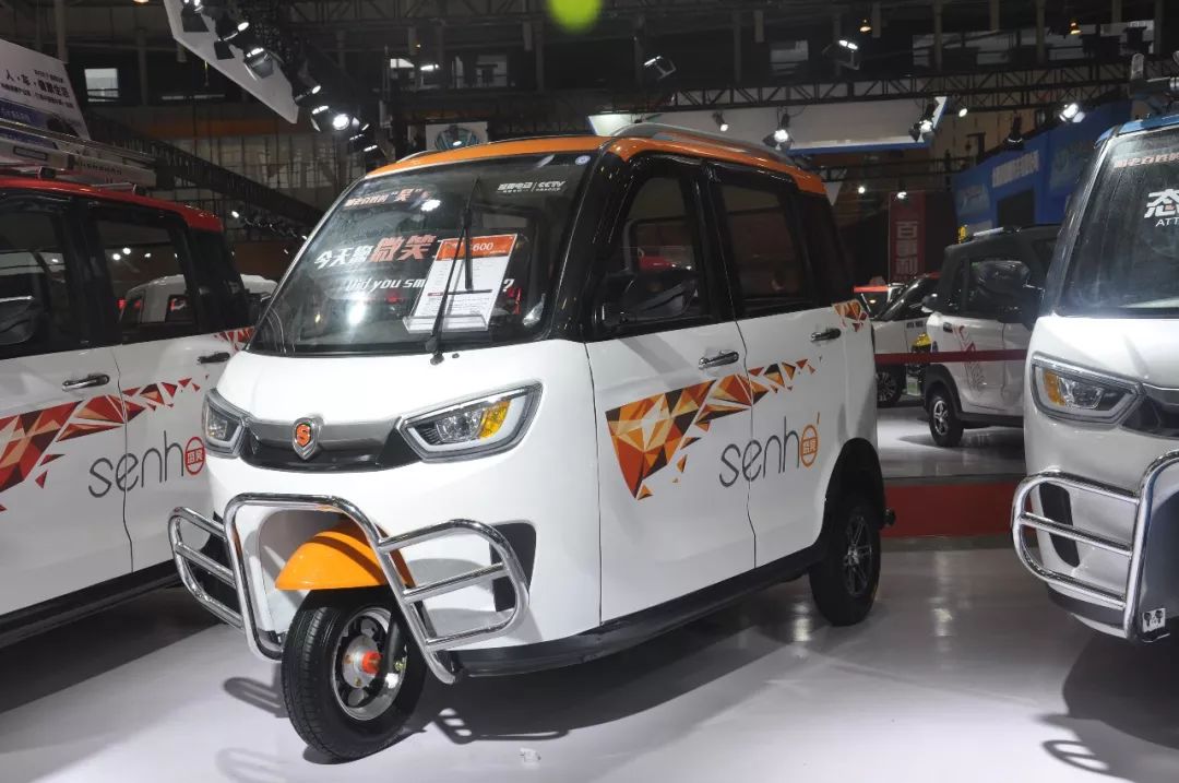 亮相本次展会的盛昊产品更是犹如篷车行业明珠般惹人注目,无论是三轮