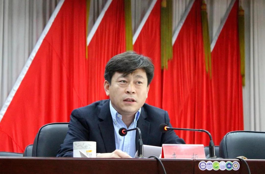 盐湖区召开创建全国文明城市工作推进会 李哲出席会议并讲话