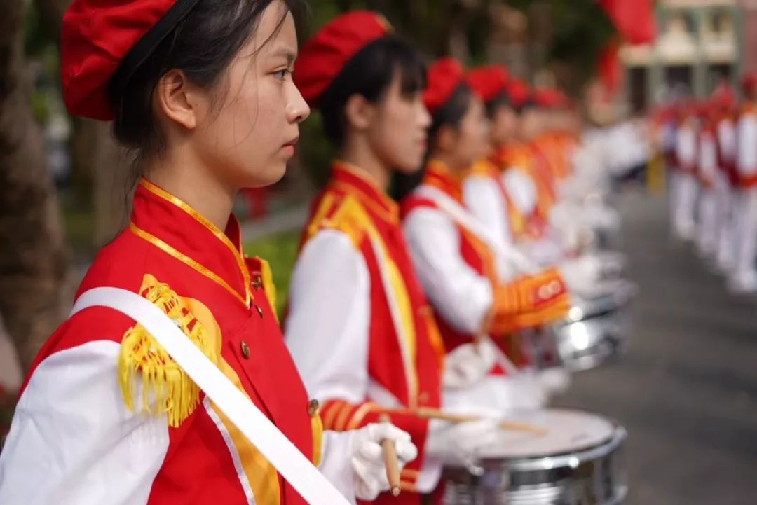今天开平一中霸屏了好犀利