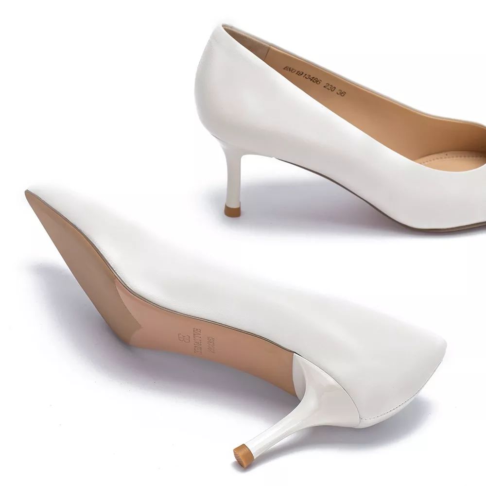 1111预定丨这双高跟鞋厉害了舒服又跟脚穿着可以跑