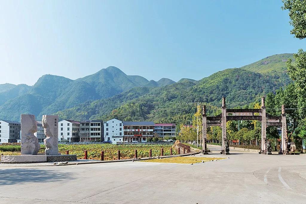 1200年历史永嘉这个村有全市最长最完整的蛮石堤坝和小楠溪最大的祠堂