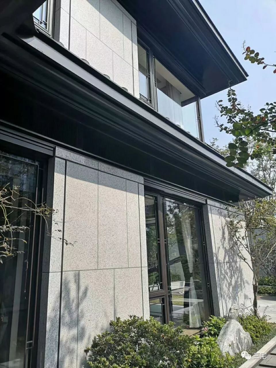 三宅门窗点睛融创·江南壹号院东方底色…_建筑