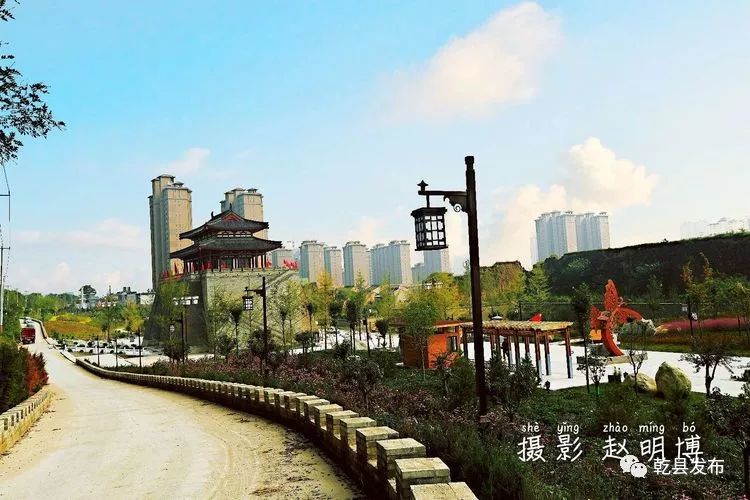 由乾县文体旅游局策划,北京中外建筑设计有限公司设计,住建局负责建设