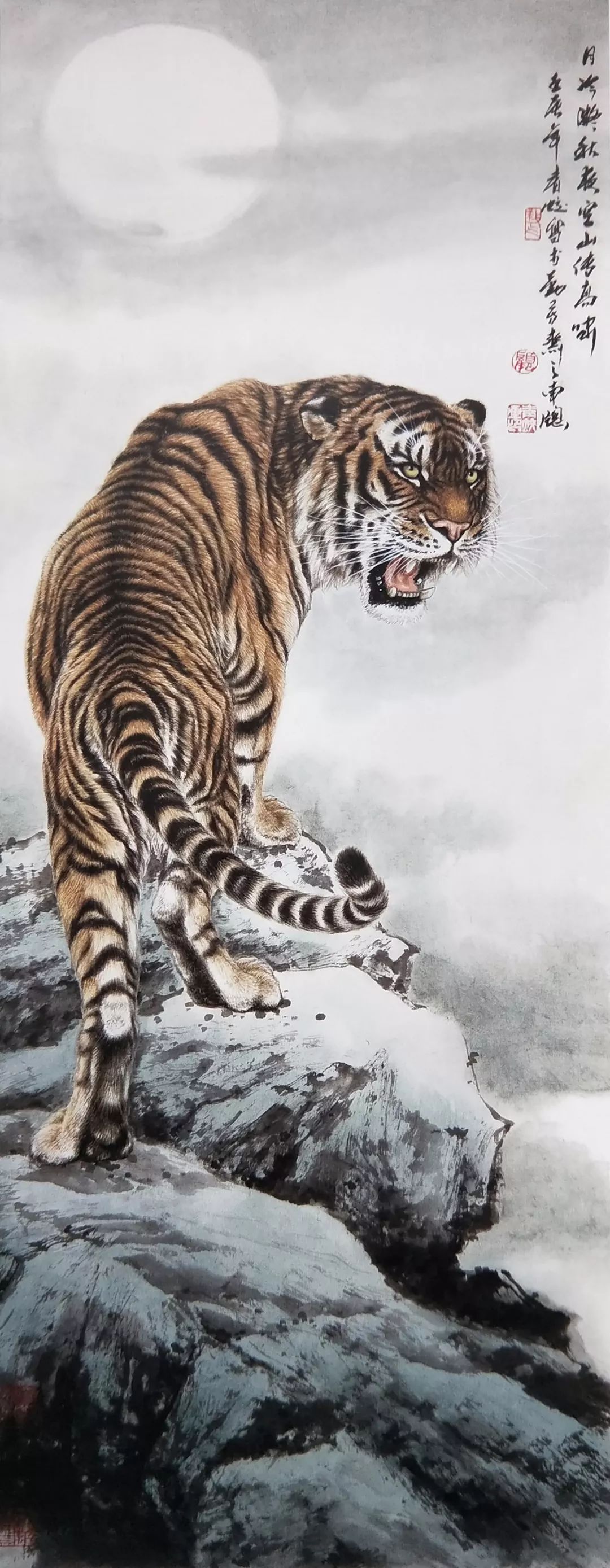 工笔虎写意花鸟江南园林工笔人物顾青蛟作品欣赏顾青蛟:"人类曾与动物