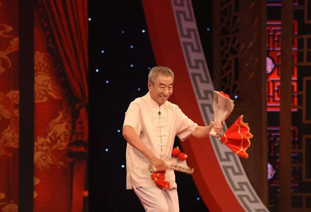 10月27日相声大会相声接班人侯冠男温润男子暖心上线