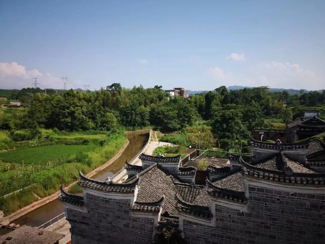 坪石镇皈塘森林公园五山镇竹海森林公园云岩镇青莲山森林公园向下滑动