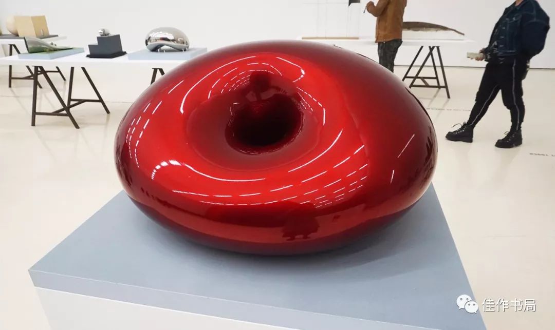 直击现场安尼施卡普尔中国首展今天开幕文末有惊喜