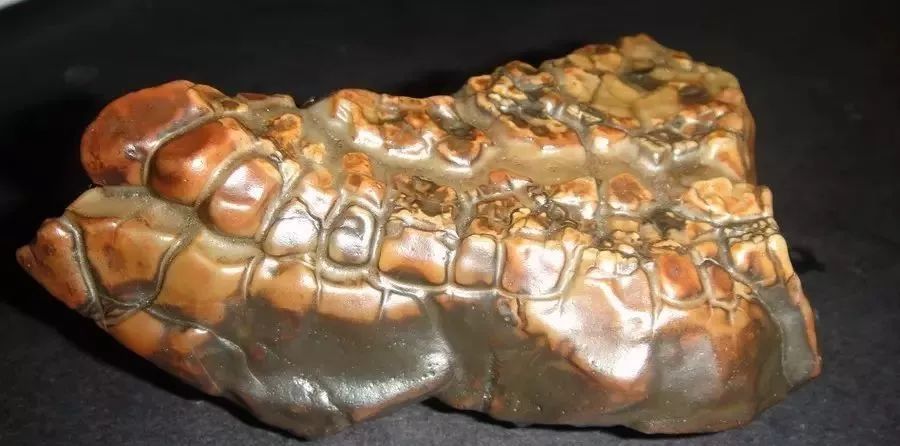 在新疆捡到这样的石头一定要带回来以前没人要现在越来越金贵