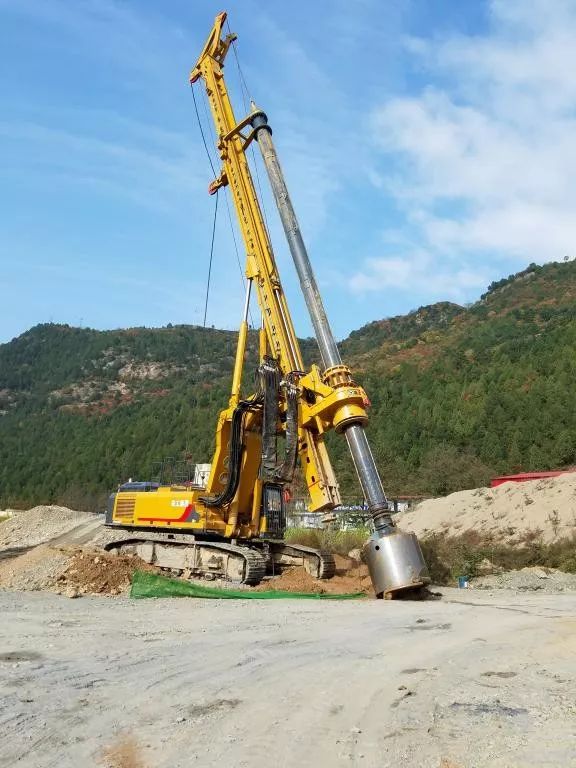 锚杆钻机液压冲击锤保养以及用途与优势