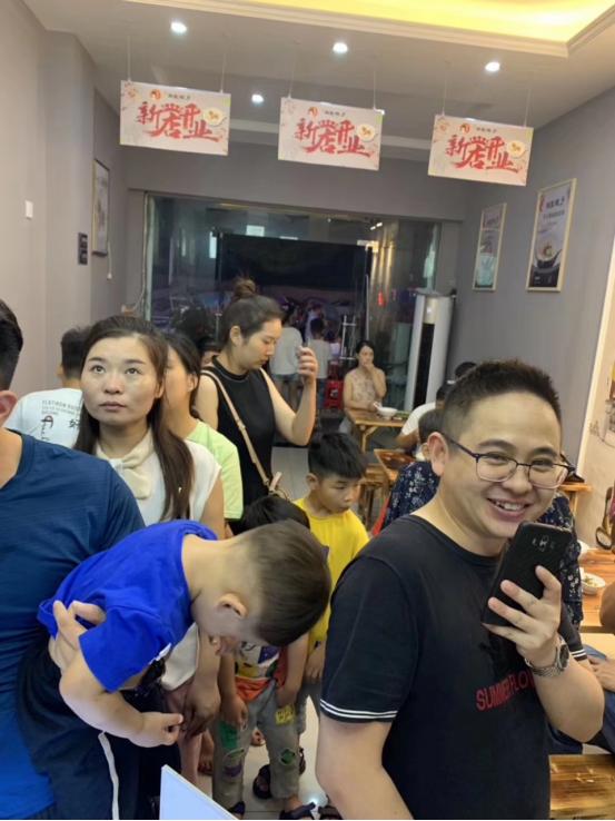 养生粥店排行榜_发现商机代理港式养生粥铺,外卖骑手创业创富之路!