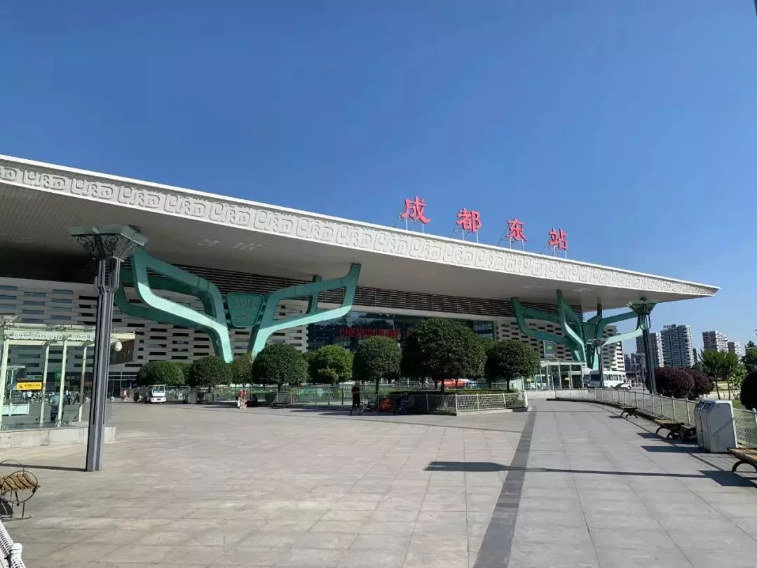 巴中高铁站图片